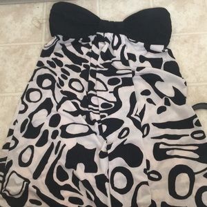 black and white strapless dress